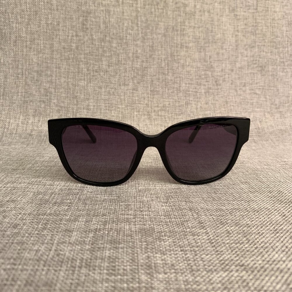 Marc Jacobs MARC 734/F/S in color code 807/9O Black NWTs